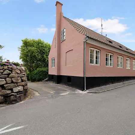 Cosy, Unique House Near Harbour In Βίλα